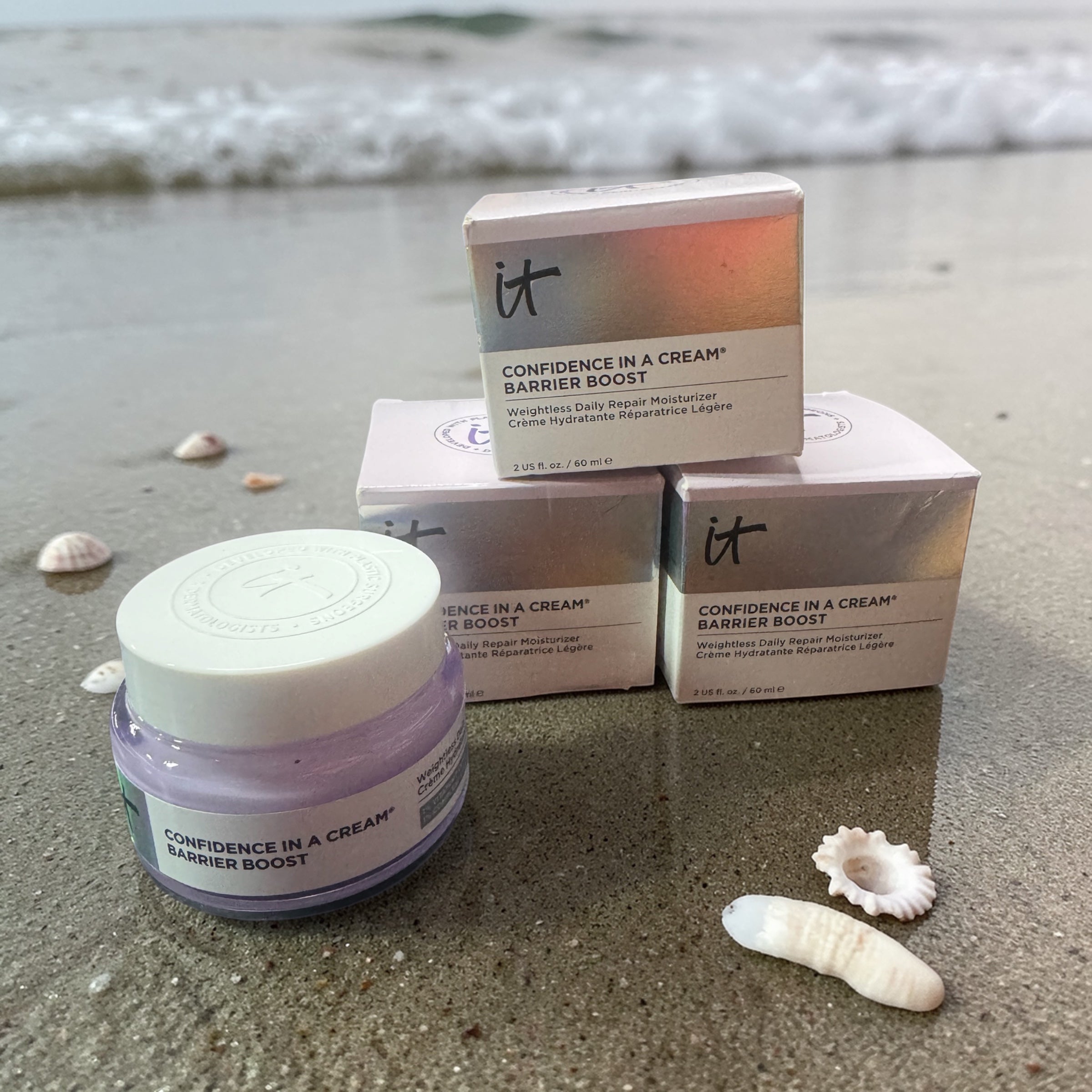 IT Cosmetics Confidence in a Cream Barrier Boost moisturizer